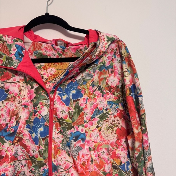 🌸2018 Seawheeze Lululemon Pack It Up Jacket - Picture 5 of 10